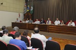 Mesa diretora anunciou nomes aos funcionários e, na sequência, à imprensa
