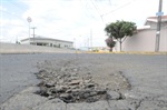Esburacadas, ruas do Jardim Castor oferecem risco a motoristas