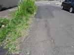 Fotos mostram como a rua está agora, após o serviço realizado pela Prefeitura,...