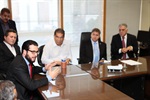 Matheus Erler e Trevisan Jr. em reunião na Secretaria