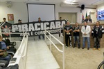 Representantes da sub-sede da Gaviões da Fiel em Piracicaba recebem a homenagem