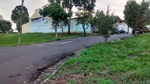 Ary Pedroso requer construção de calçada em área verde do Nova América
