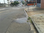 Vazamento de água na avenida Capitão Humberto Aldrovandi, 731 - antes da solicitação