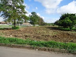 Corte de mato e limpeza de área verde localizada em frente ao condomínio residencial Reserva das Paineiras, bairro São Francisco (Bongue) - depois