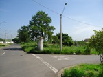 Corte de mato e limpeza de área verde localizada em frente ao condomínio residencial Reserva das Paineiras, bairro São Francisco (Bongue) - antes
