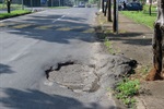 Foto mostra como estava o trecho da avenida antes de a indicação de Moschini ser atendida