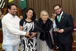 Chico Almeida e Matheus Erler prestam homenagem em memória, por meio de familiares, ao ex-vereador tenente Elias Domingues da Silva, da legislatura 1973-1976