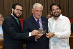 Matheus Erler e Chico Almeida prestam homenagem ao ex-vereador Rubens Leite do Canto Braga, da legislatura 1973-1976