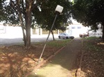 Luiz Arruda pede limpeza e manutenção na praça da Bíblia