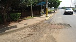 Recuperação da camada asfáltica na avenida professora Nair Azzi Pitta - - antes da solicitação 