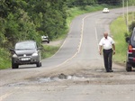 Luiz Arruda solicita recapeamento na rodovia Piracicaba-Anhumas