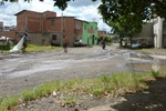 Parlamentar percorreu as ruas do bairro e ouviu moradores