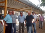 Gilmar Rotta visita, com Gabriel Ferrato, a praça Takaki, na Paulista