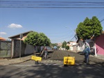 Semob atende Gilmar Rotta em recapeamento asfáltico no bairro Morumbi
