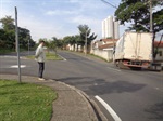 Cruzamento entre as ruas Antônio Fazanaro e Ernesto Rizzi