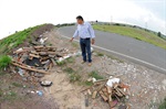 Vereador também solicita retirada de lixo do local