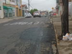 Reparo do asfalto na rua Fernando Lopes