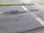 Moradores reclamam das péssimas condições da avenida Rio das Pedras