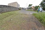 Final da rua Jacob Diehl. Paraná vai levar reivindicação à secretaria municipal de Trânsito para que o local seja sinalizado e aberto definitivamente para a passagem de veículos
