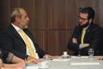 Jefferson Goularte, presidente da OAB de Piracicaba, e Matheus Erler, presidente da Câmara de Vereadores de Piracicaba, durante a reunião