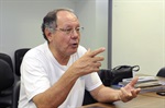 Longatto quer resolver os problemas com serviços de correio
