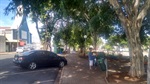 Frente à praça da Igreja Nossa Senhora Aparecida: transtornos