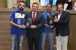 Câmara destaca esportistas locais nas 500 milhas de motovelocidade