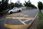 Lombadas da avenida Orlândia, uma em frente à Igreja Quadrangular e outra próxima a padaria Cruzatto.