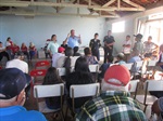 Reunião no centro comunitário do bairro Anhumas 
