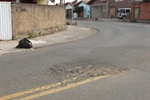 Ruas do bairro Javari III precisam de reparos