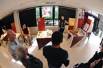 Alunos atendidos pela Avistar visitaram a exposição a convite de Bandeira