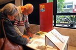 Alunos atendidos pela Avistar visitaram a exposição a convite de Bandeira