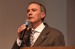 Arnaldo Bortoletto em fala durante o evento