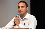 Vitti em fala durante o evento
