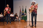 Dupla Alex e Nando se apresentou durante a solenidade