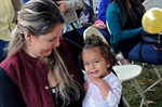 Mães assistiram a palestras e participaram de "mamaço"
