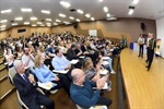 Entre apresentações musicais e palestra, secretário anunciou reformas de escolas