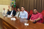Profissionais da pintura são reverenciados na Câmara