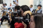 Estudantes realizam atividades de fotojornalismo na Câmara