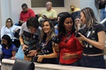 Estudantes realizam atividades de fotojornalismo na Câmara