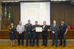 Votos de congratulações a agentes da Guarda Civil Municipal foram entregues em ato no salão nobre nesta sexta-feira