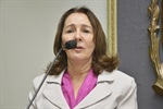 Assessora da secretaria municipal de Educação, Therezinha Finguerut.