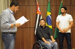 Entrega de moção aconteceu nesta sexta-feira (15)