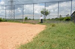 Dirceu fiscaliza campo de areia na rua Manoel de Barros Ferraz