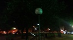 Iluminação precária em parque compromete segurança de esportistas