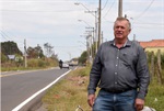 Parlamentar esteve no bairro e conversou com moradores