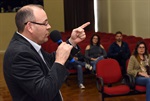 Evento recebeu estudantes do Bosques do Lenheiro na manhã desta segunda