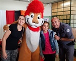 Coronel Adriana participou da entrega do certificado de conclusão do Proerd aos 135 alunos do 5° ano da Escola Estadual Prof° Mirandolina de Almeida Canto do Proerd de 135 alunos. 
