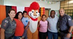 Coronel Adriana participou da entrega do certificado de conclusão do Proerd aos 135 alunos do 5° ano da Escola Estadual Prof° Mirandolina de Almeida Canto do Proerd de 135 alunos. 