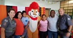 Coronel Adriana participou da entrega do certificado de conclusão do Proerd aos 135 alunos do 5° ano da Escola Estadual Prof° Mirandolina de Almeida Canto do Proerd de 135 alunos. 